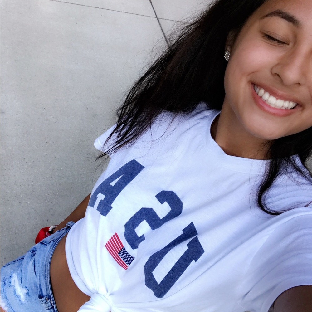 Meet your Posher, Britney